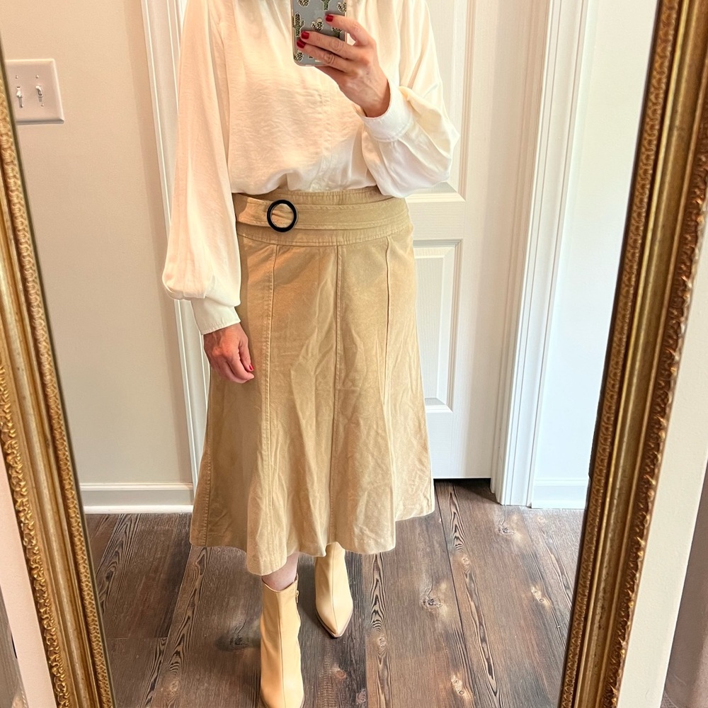 Talbots corduroy midi skirt silver circle belt size 10